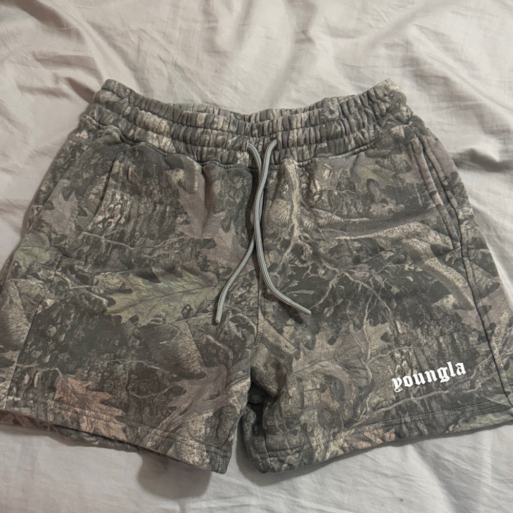 YOUNGLA camo sweat shorts